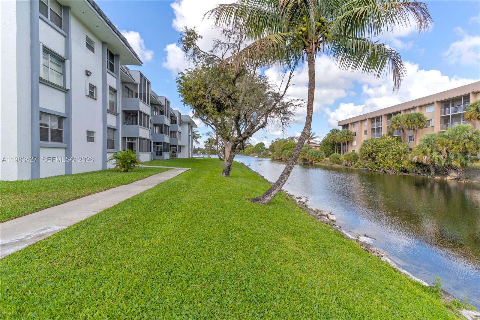 LUDLUM LAKE CONDO BLDG C - Residential