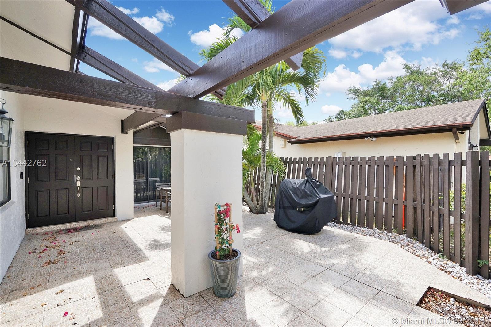 CROSSINGS SEC 6 THE - Residential