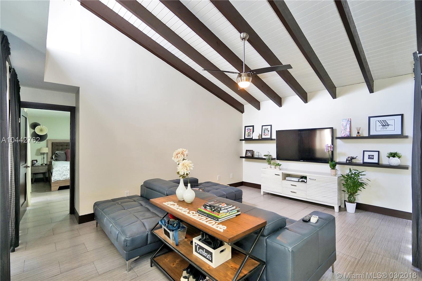 CROSSINGS SEC 6 THE - Residential