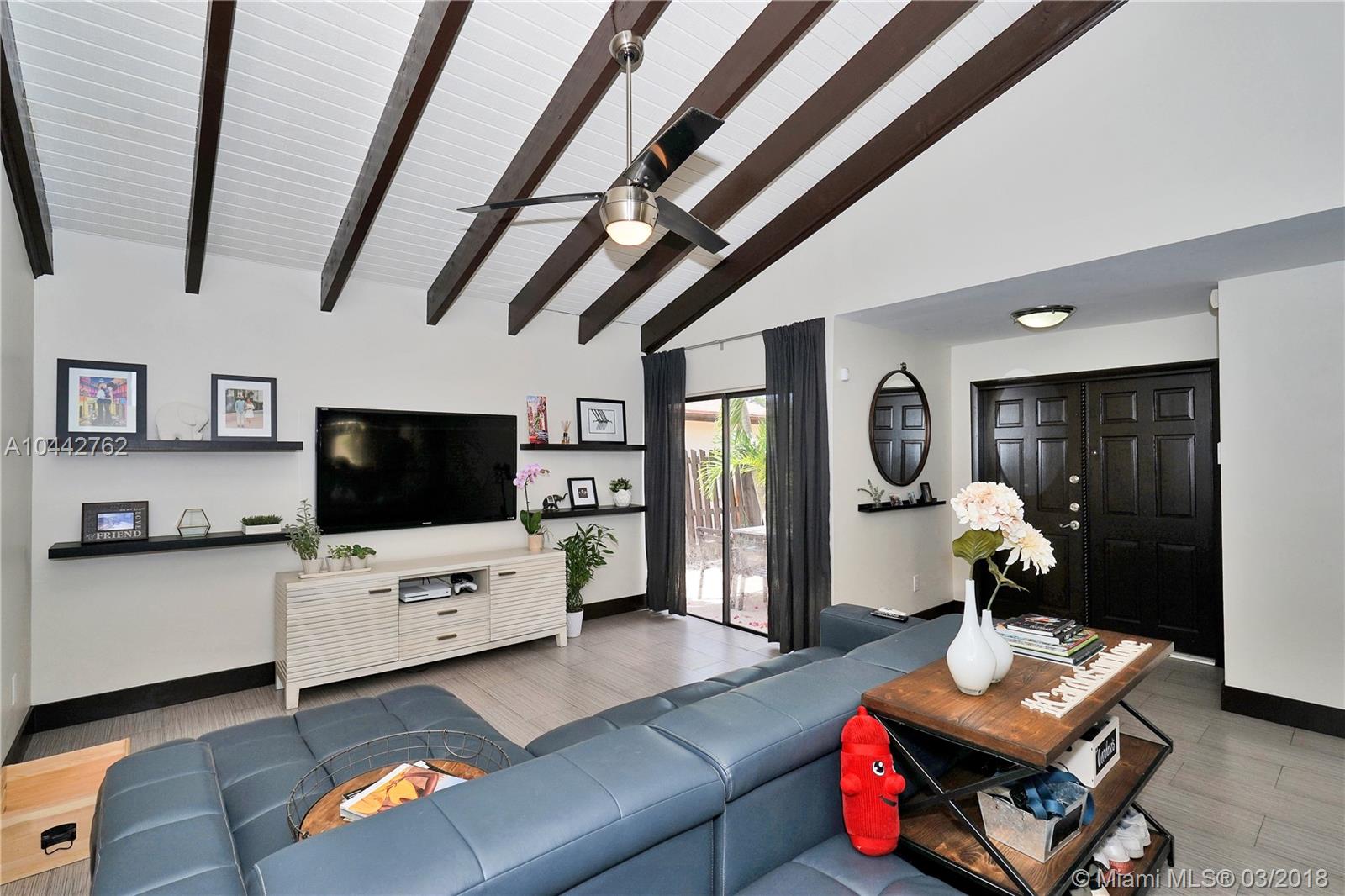 CROSSINGS SEC 6 THE - Residential