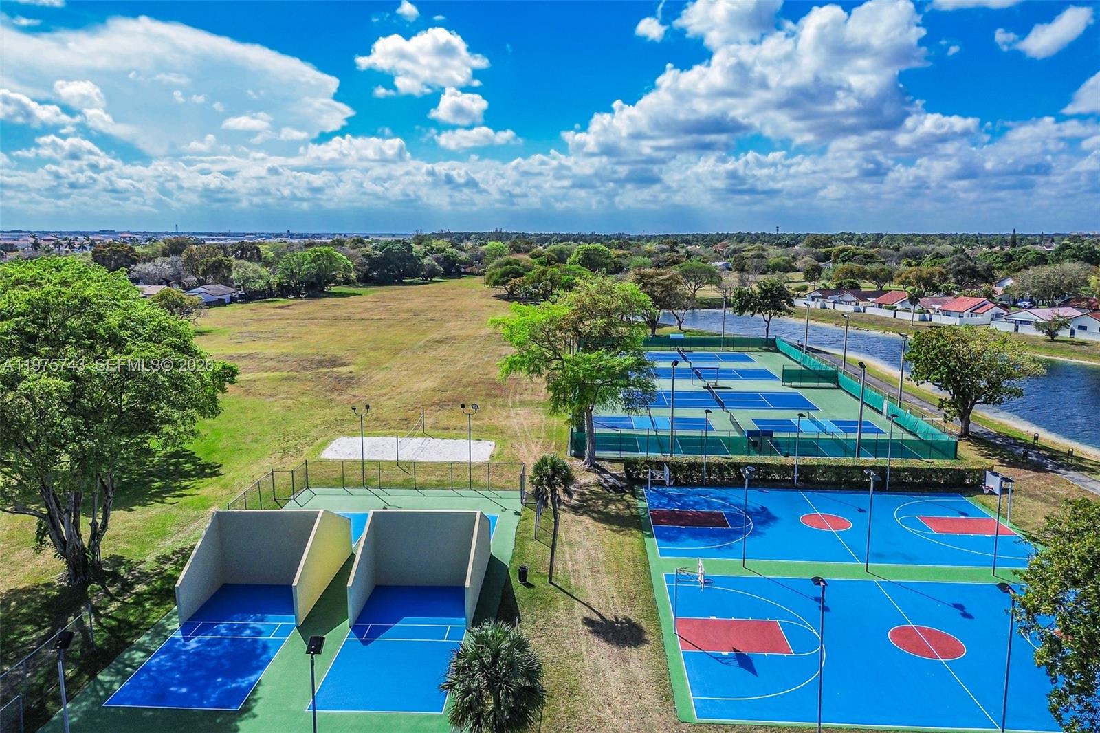 CROSSINGS PATIO HOMES SEC - Residential