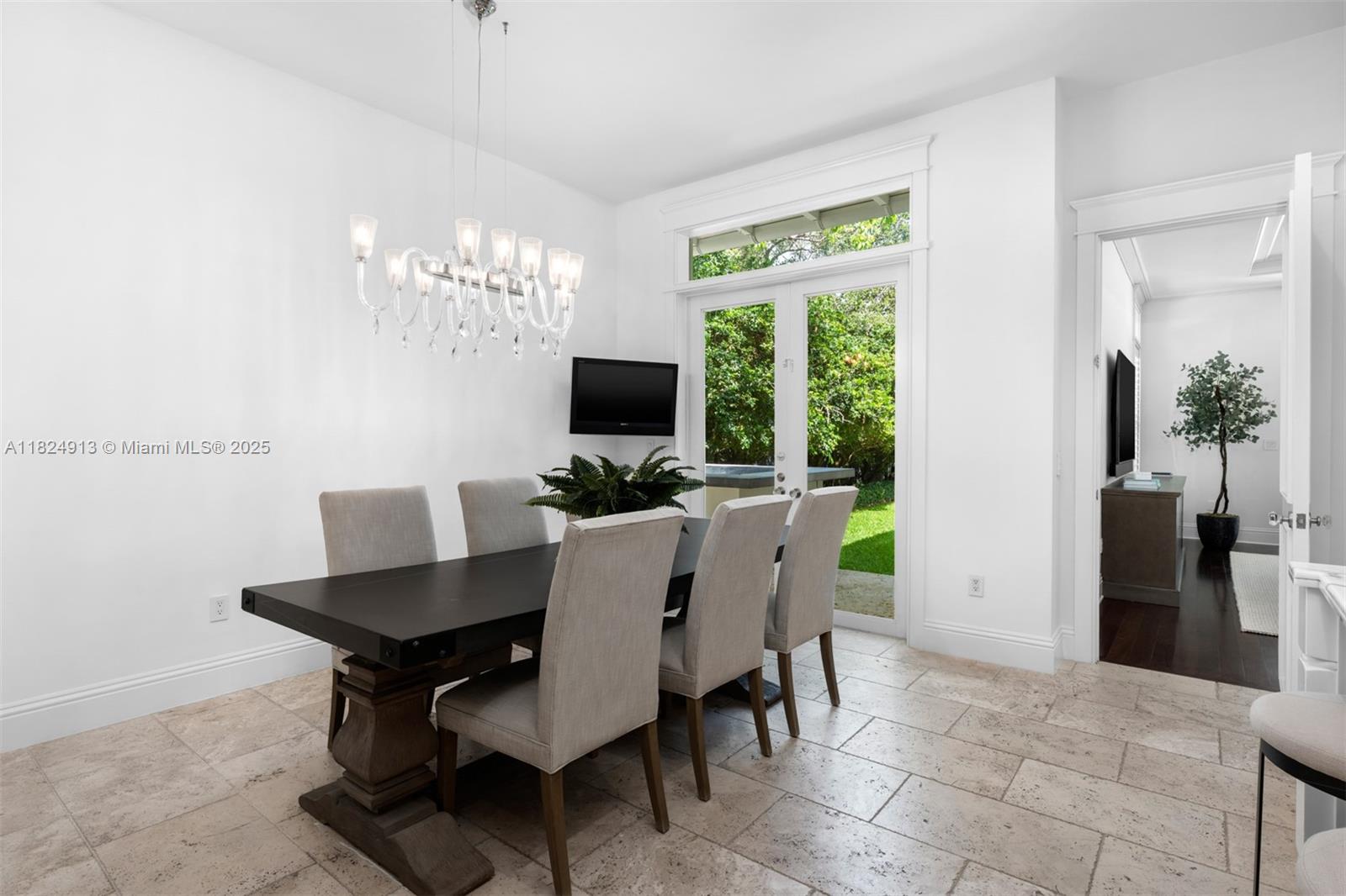 STONEGATE - Residential