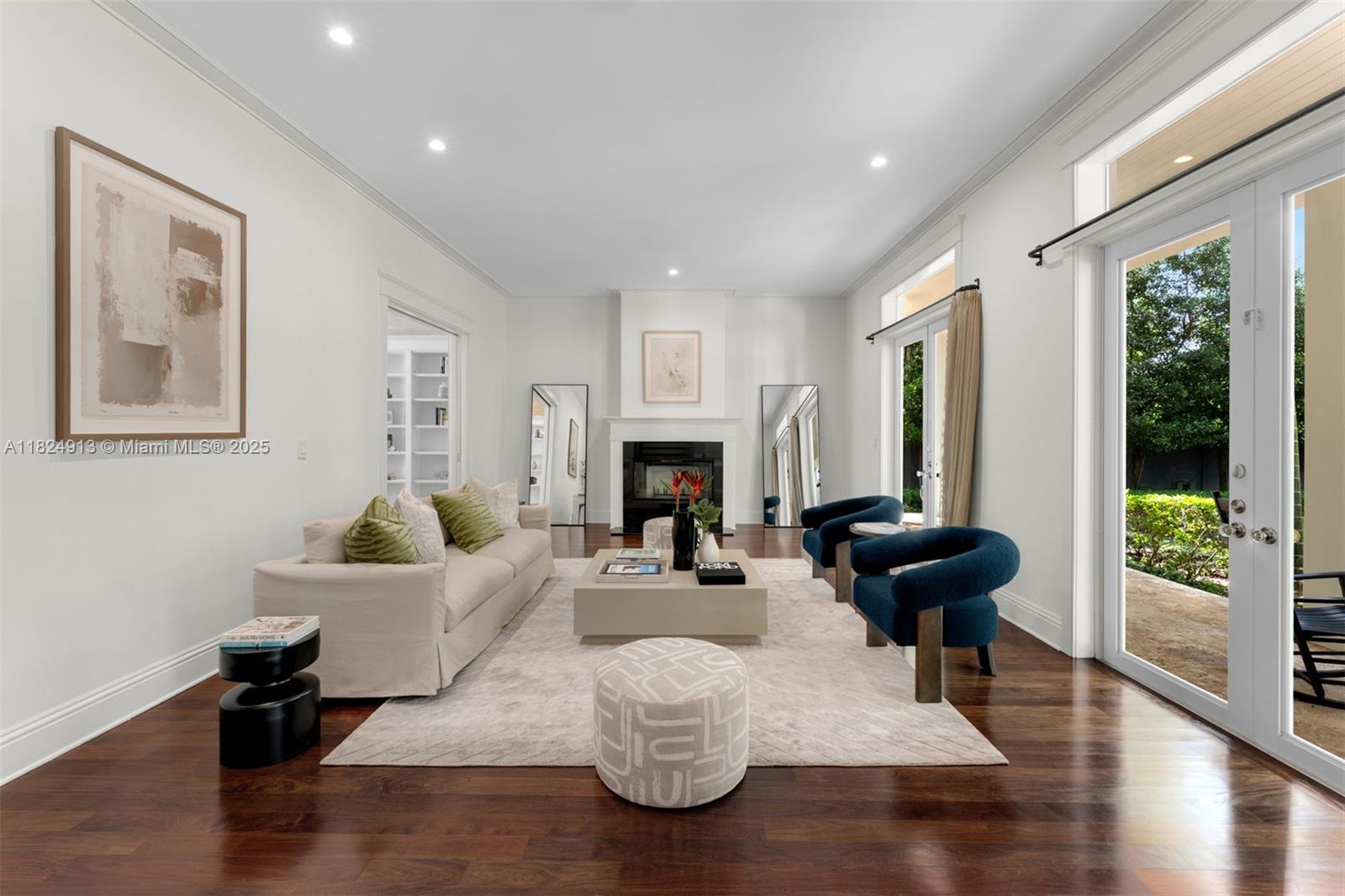 STONEGATE - Residential