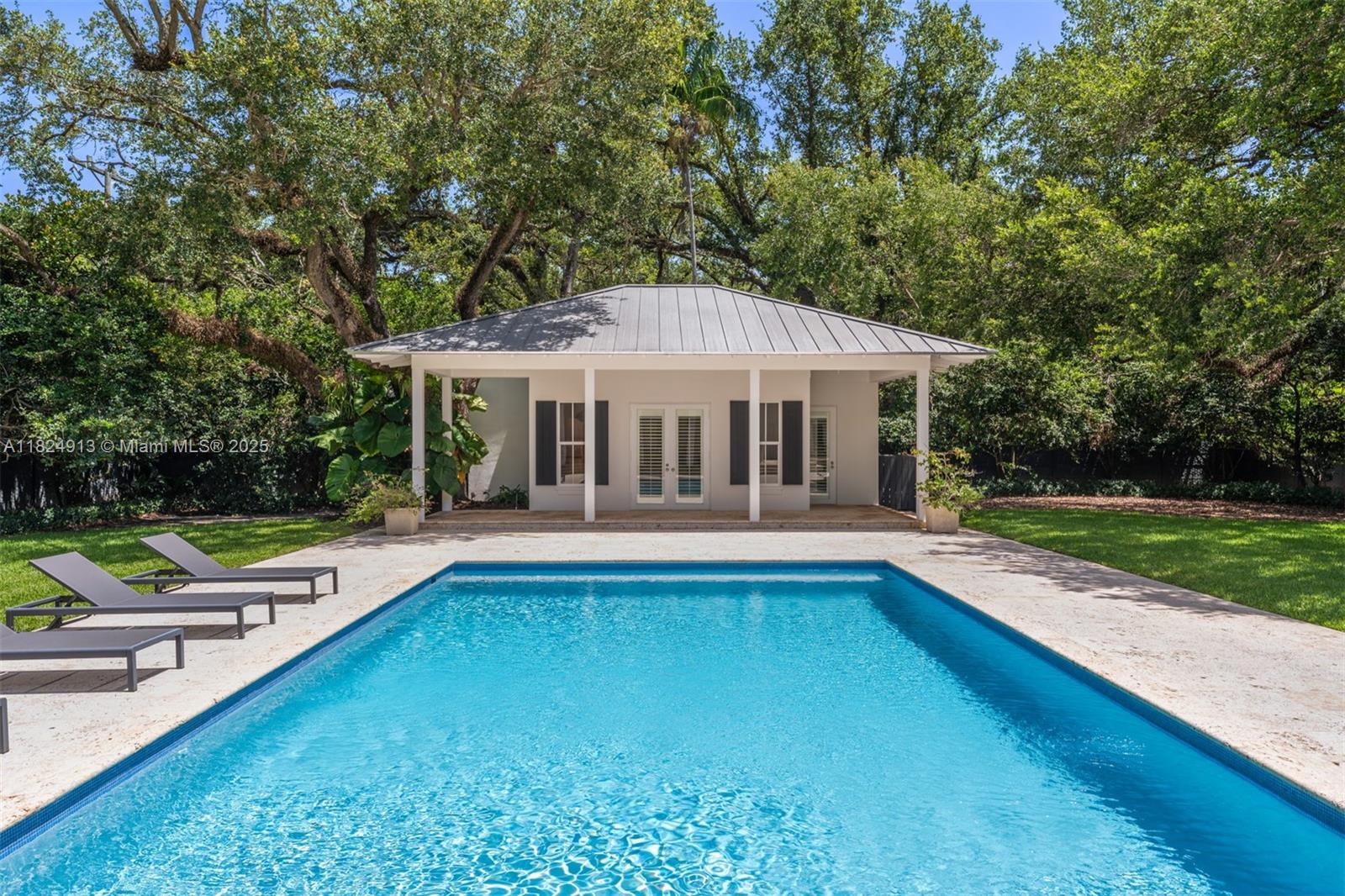 STONEGATE - Residential