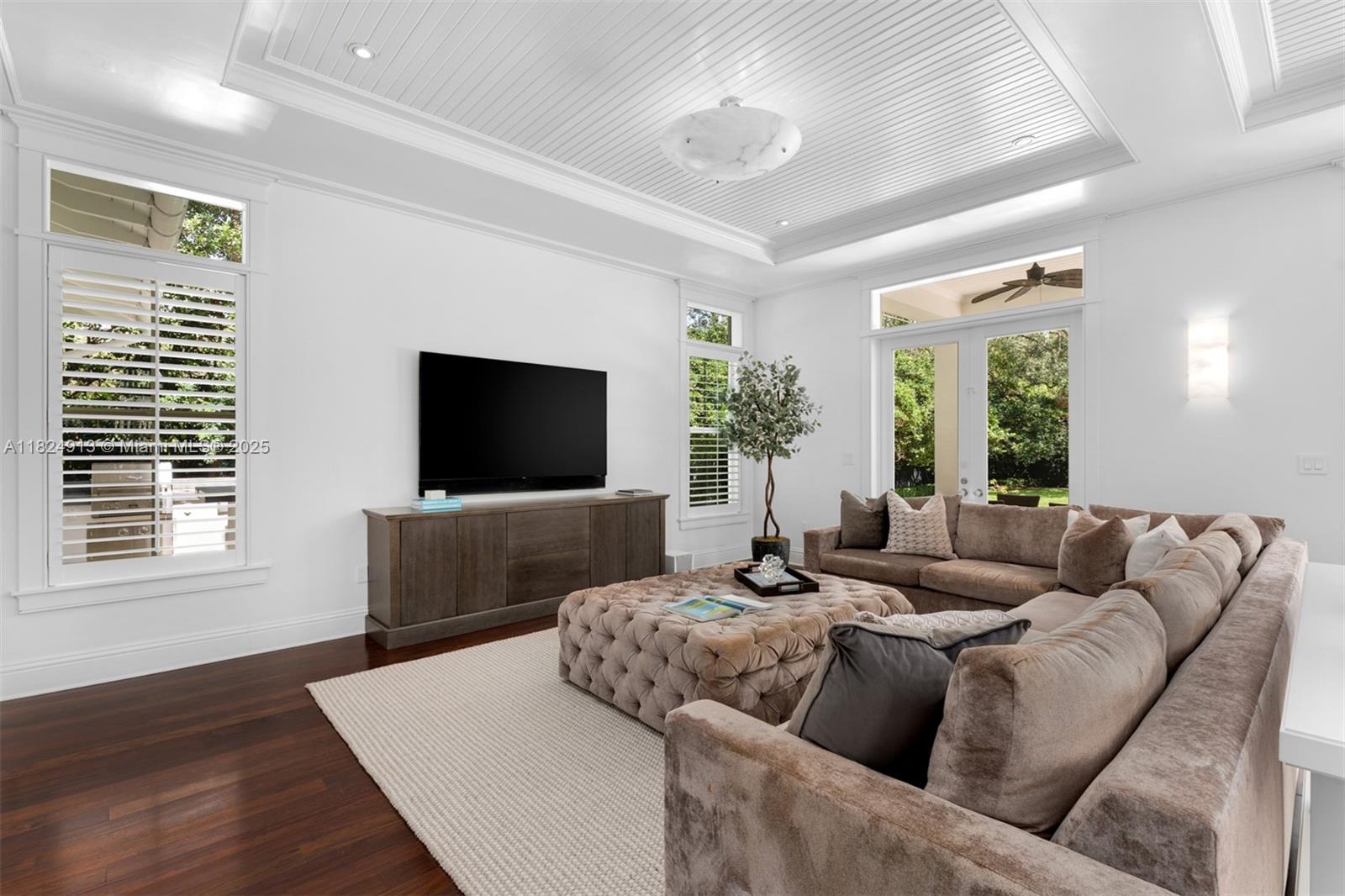 STONEGATE - Residential