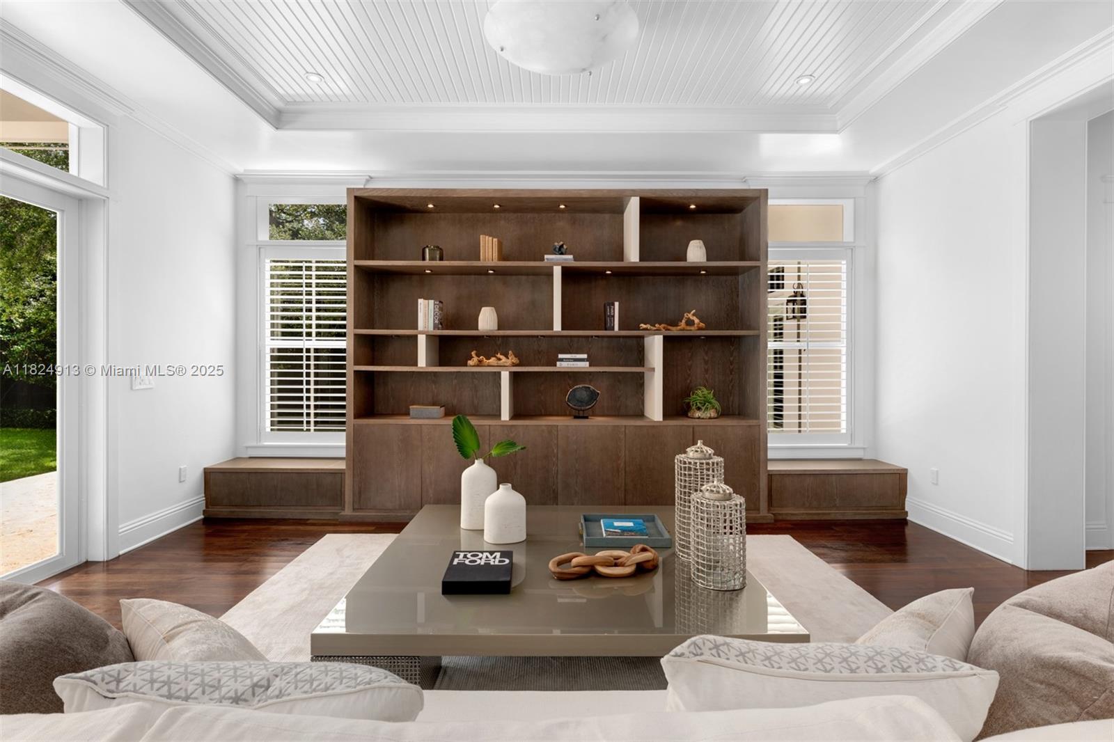 STONEGATE - Residential