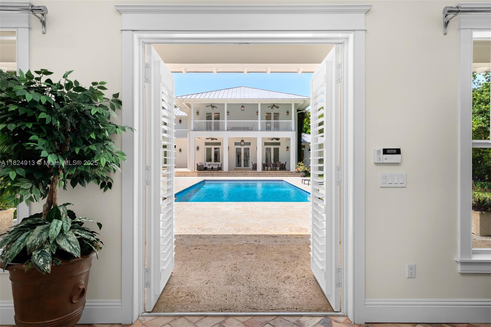 STONEGATE - Residential