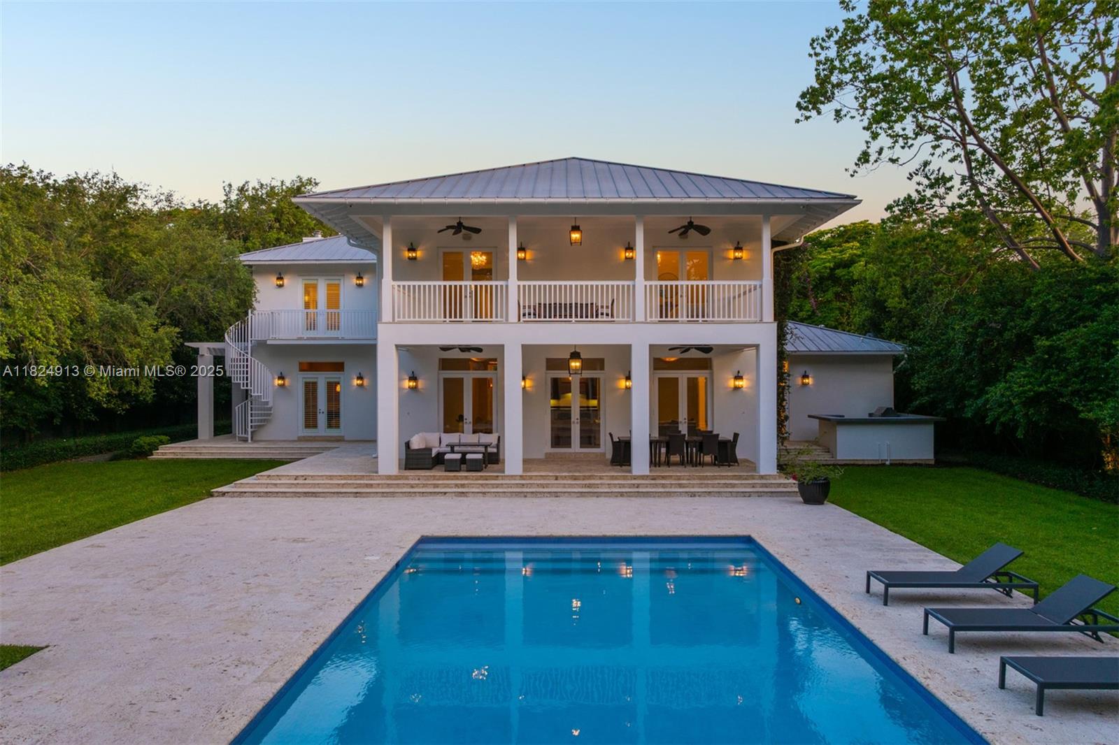 STONEGATE - Residential