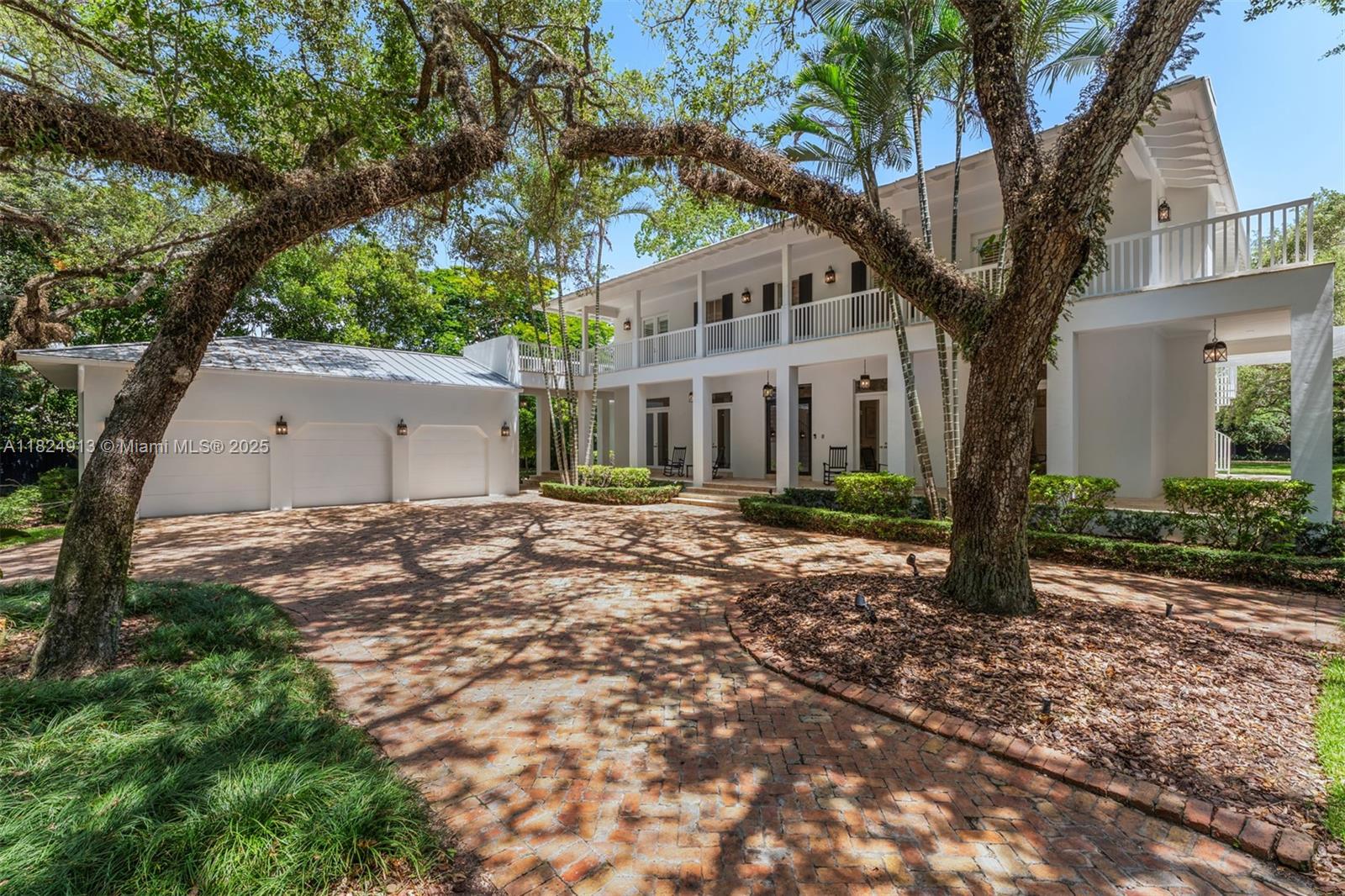 STONEGATE - Residential