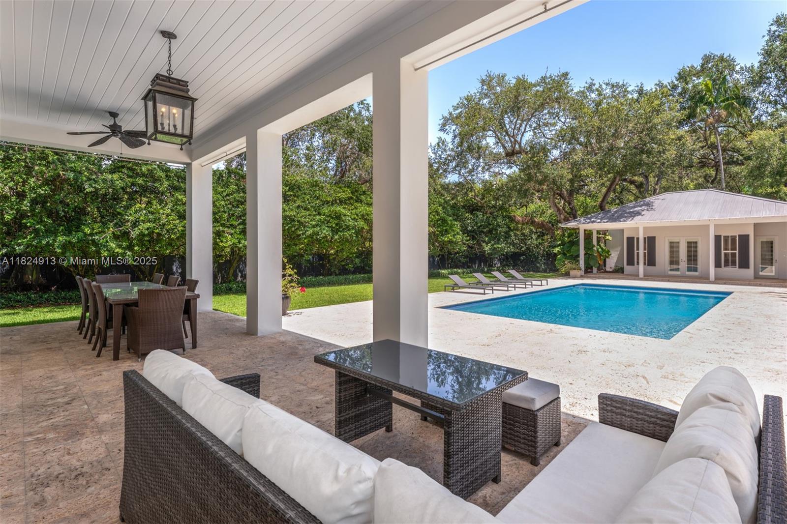 STONEGATE - Residential