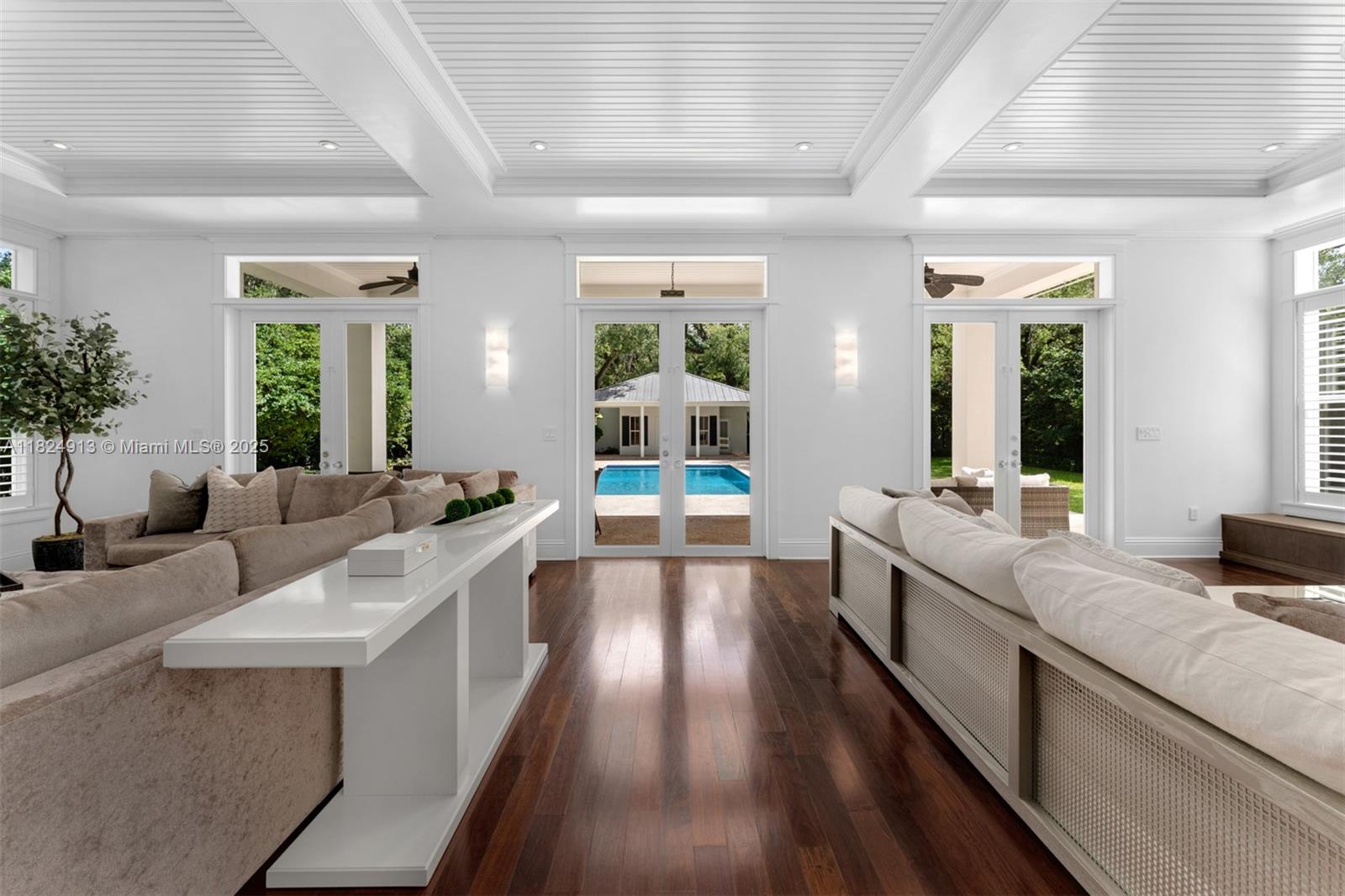 STONEGATE - Residential