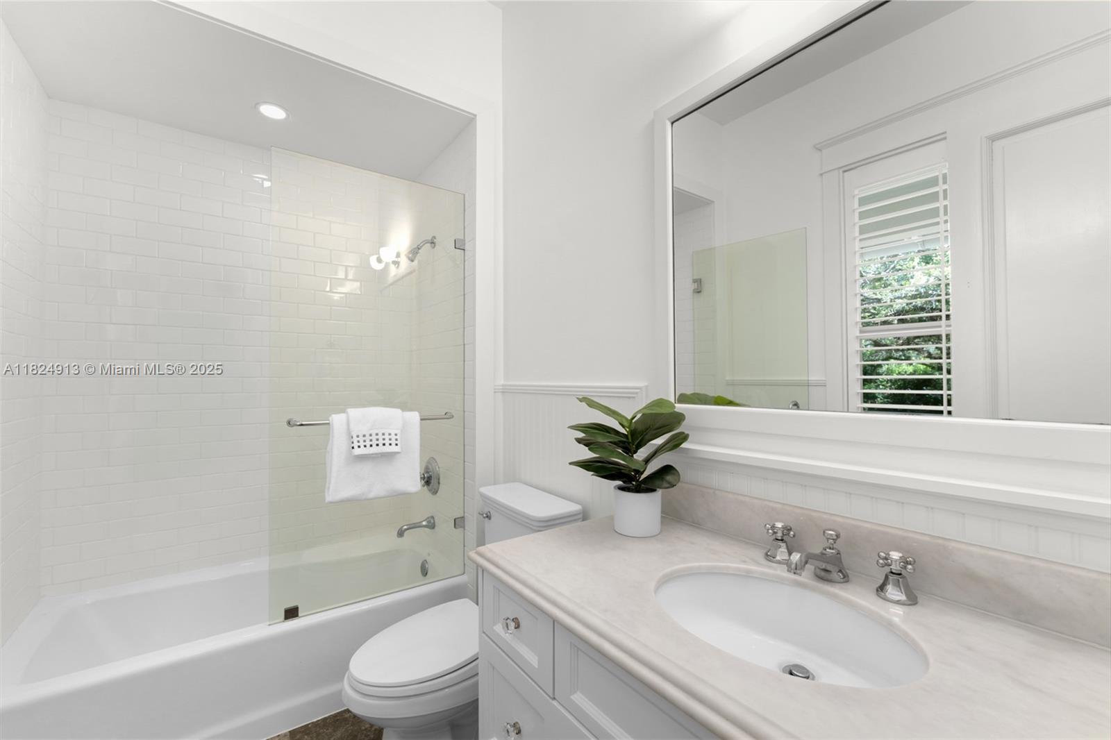 STONEGATE - Residential