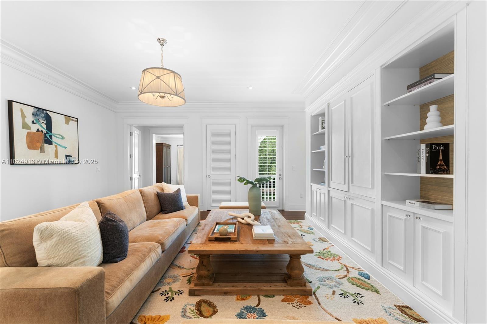 STONEGATE - Residential