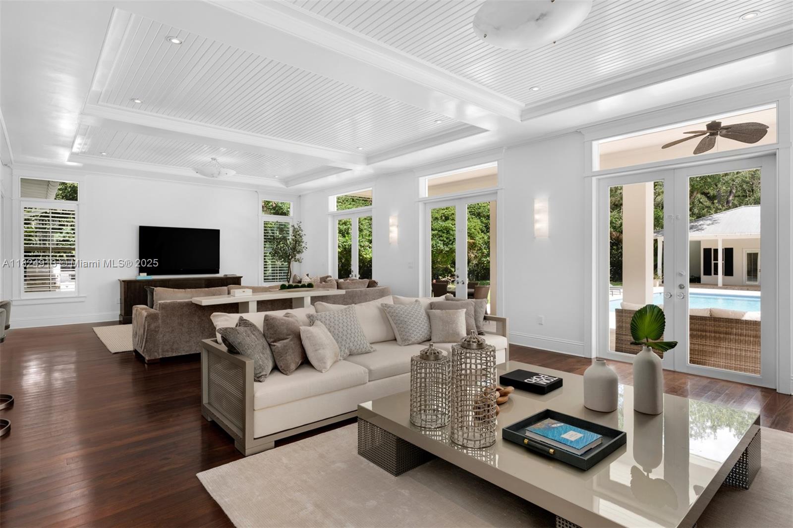 STONEGATE - Residential