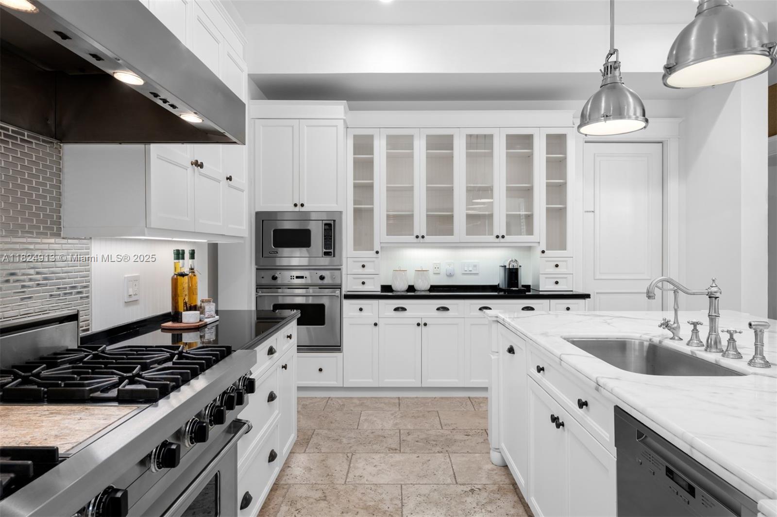 STONEGATE - Residential