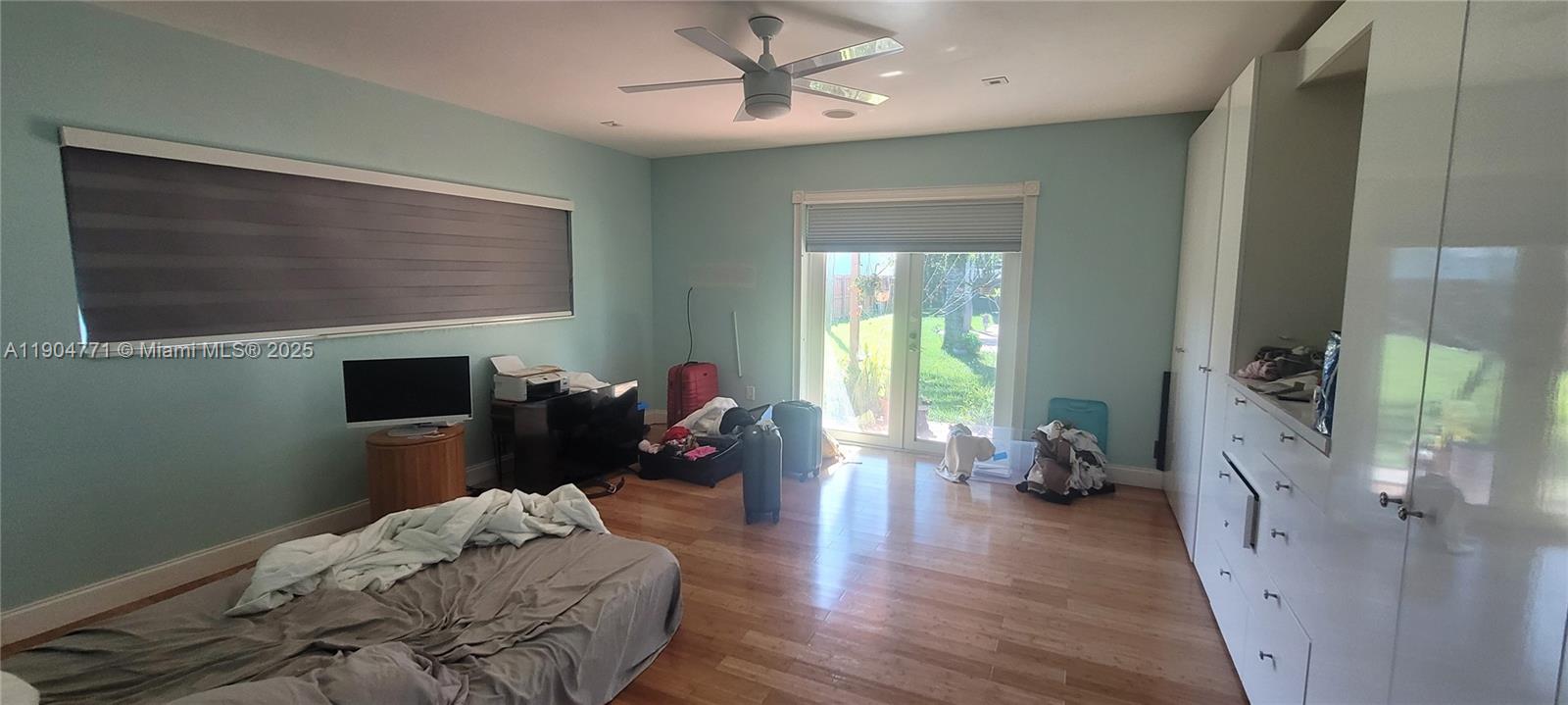 PEMBROKE RANCHES - Residential