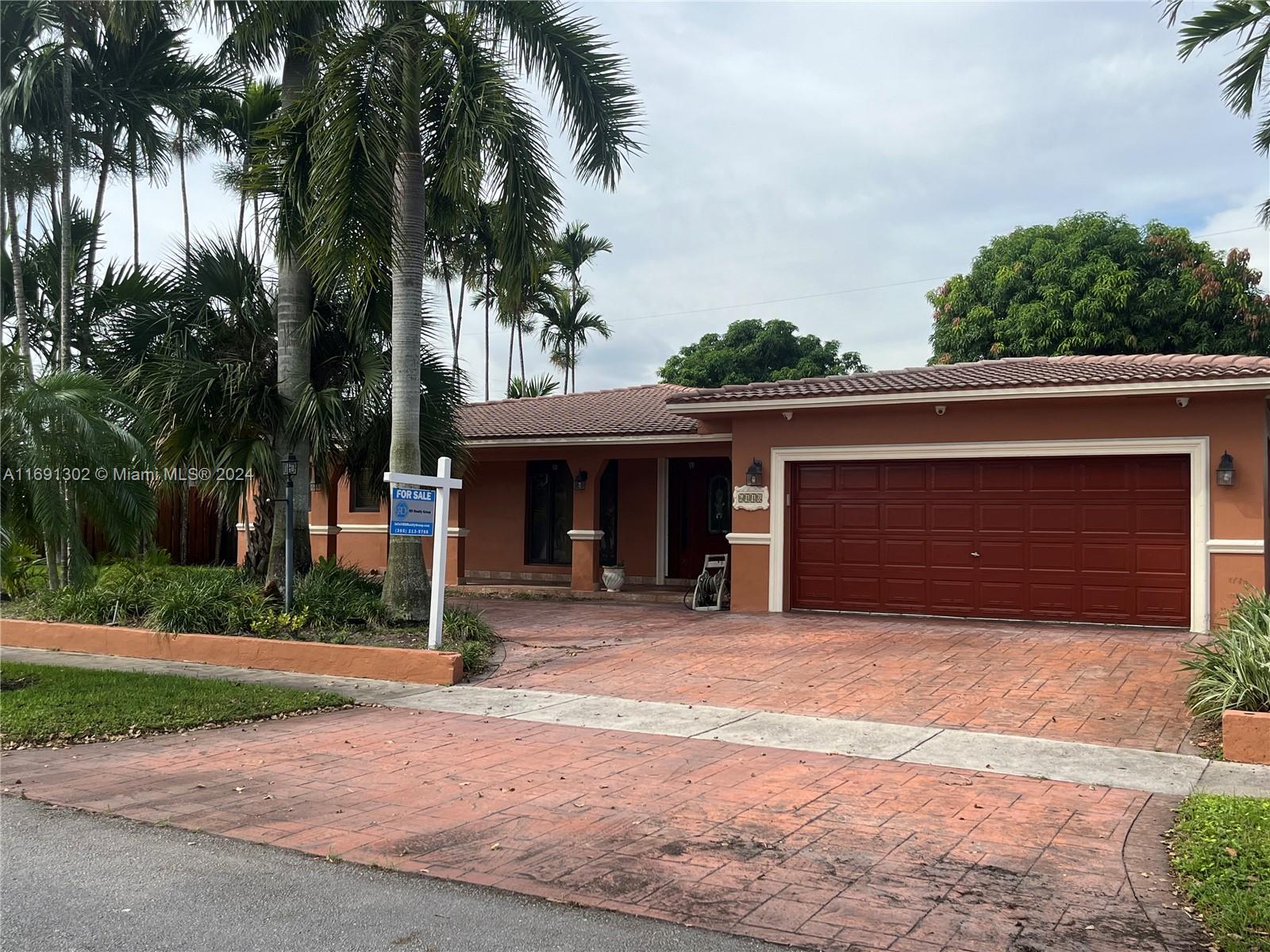 Property for Sale at 6448 W 11th Ave, Hialeah, Miami-Dade County, Florida - Bedrooms: 4 
Bathrooms: 3  - $799,000