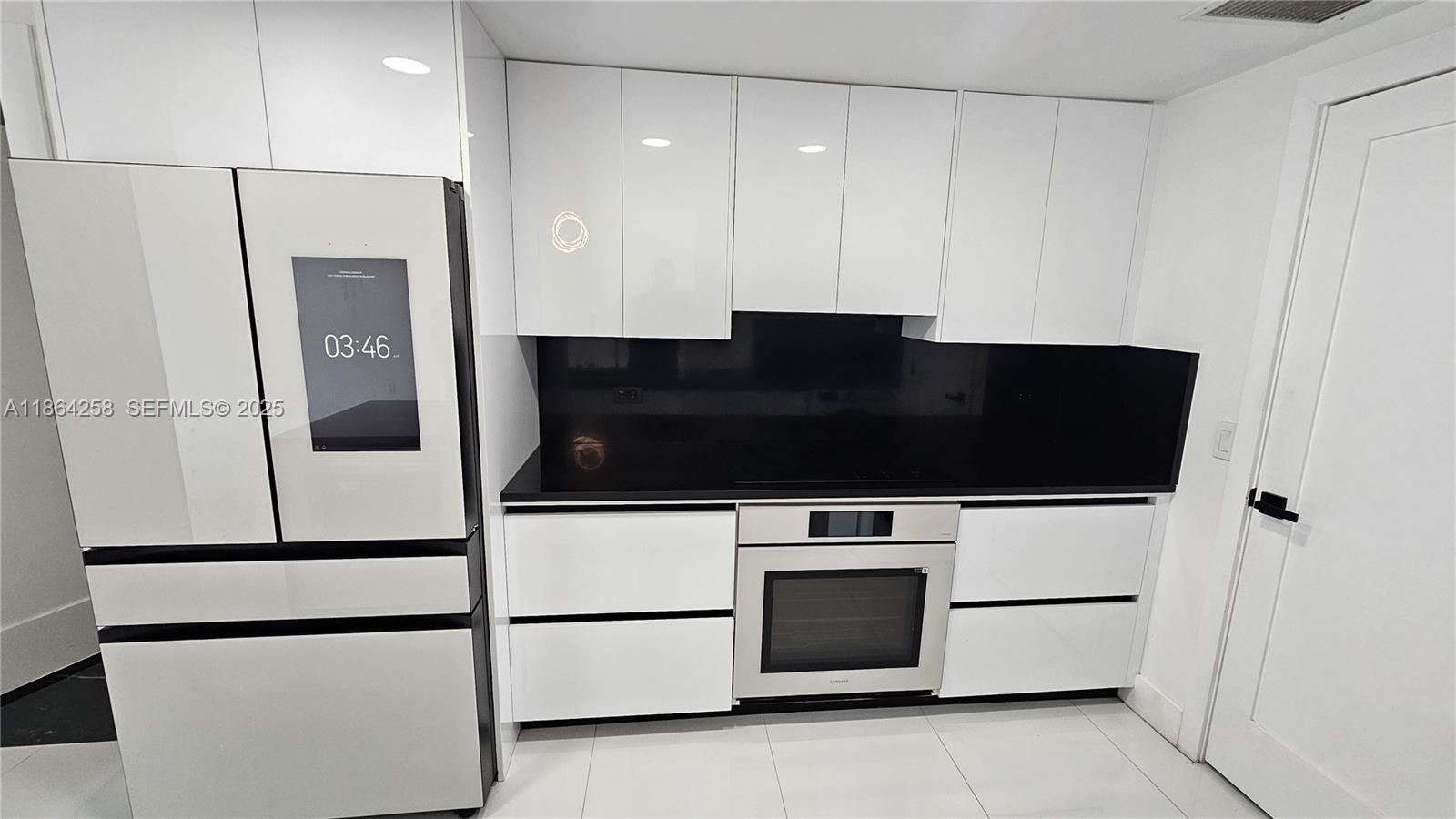 TERRAZAS RIVERPARK VILLAG - Residential