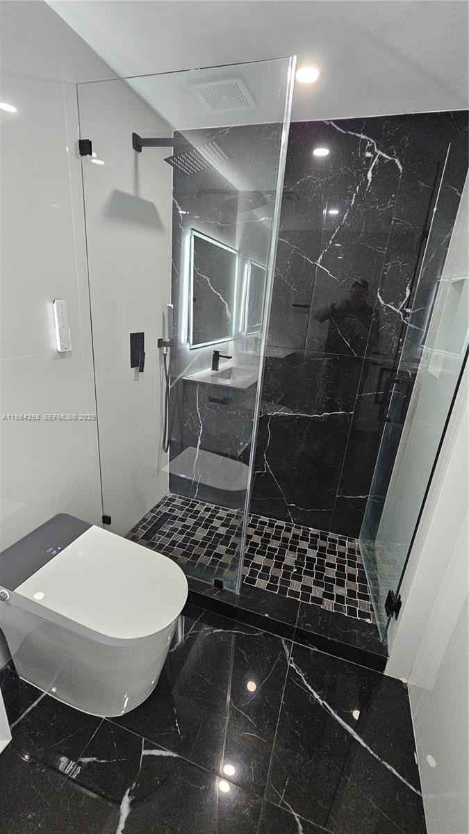 TERRAZAS RIVERPARK VILLAG - Residential