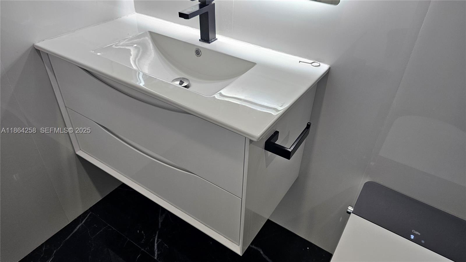 TERRAZAS RIVERPARK VILLAG - Residential