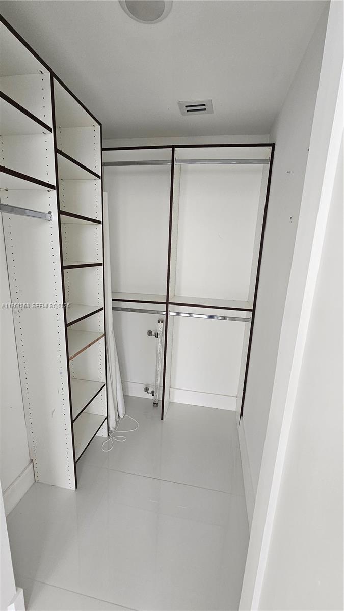 TERRAZAS RIVERPARK VILLAG - Residential