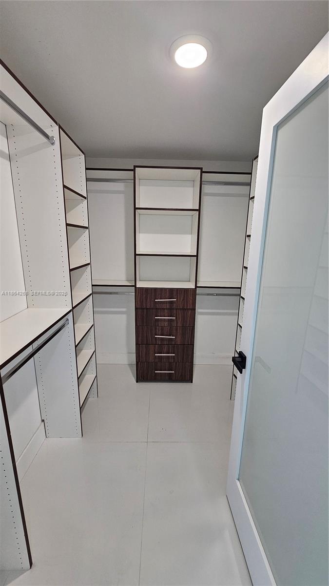 TERRAZAS RIVERPARK VILLAG - Residential