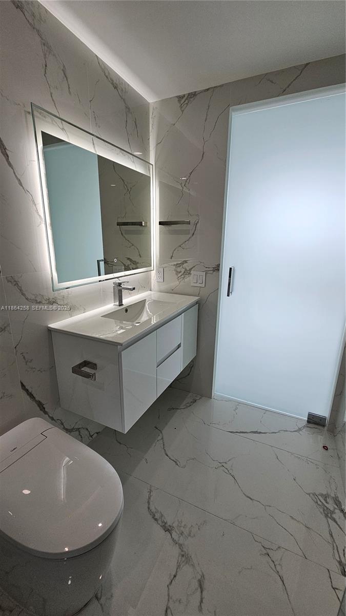 TERRAZAS RIVERPARK VILLAG - Residential