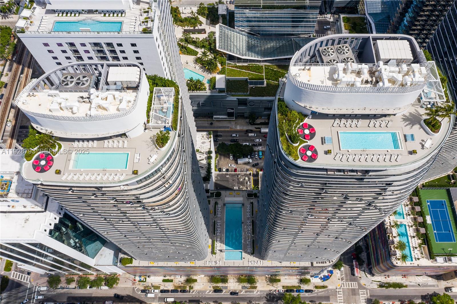 BRICKELL HEIGHTS EAST CON - Residential Lease