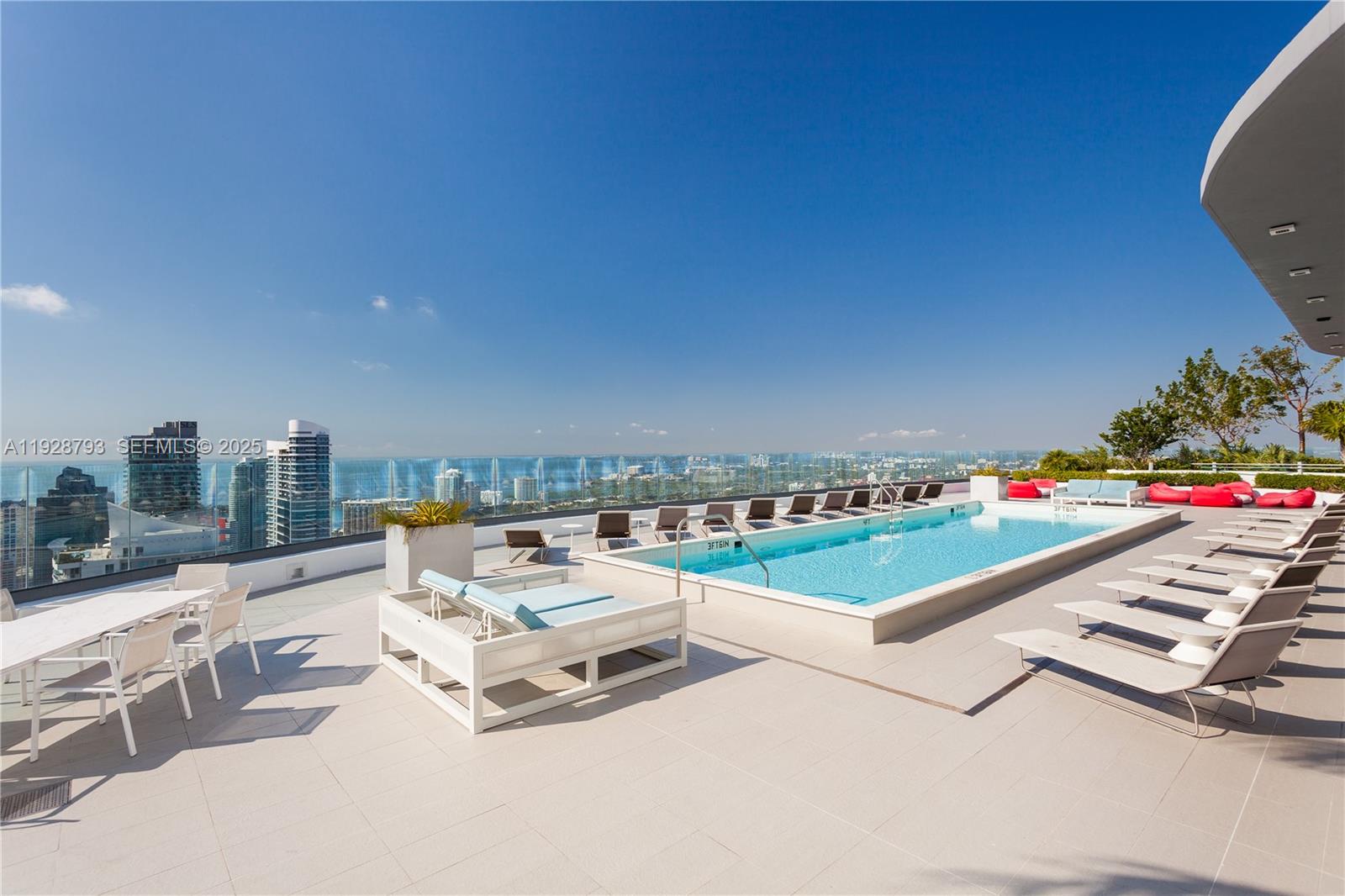 BRICKELL HEIGHTS EAST CON - Residential Lease