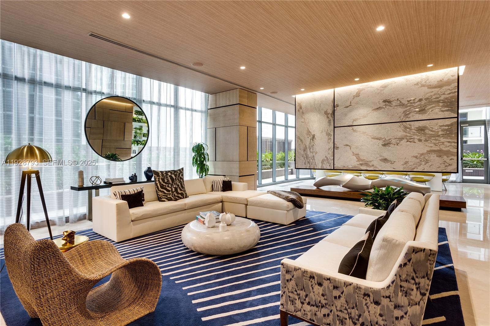 BRICKELL HEIGHTS EAST CON - Residential Lease