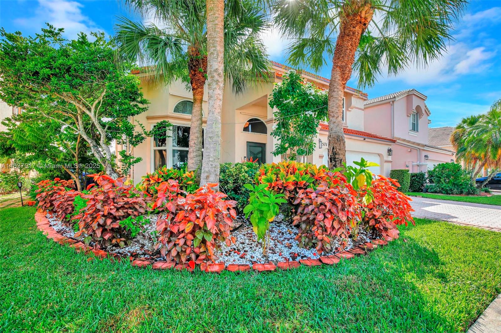 <b>Owners have a VA loan that is assumable, loan ammount is $392,000. Assumable loan VA with an interest rate of 2.6.</b>
This inviting 4-bedroom, 2.5-bath home offers the perfect blend of comfort, security, and durability. It features a spacious 2-car garage and a newly installed roof with a 50-year warranty for long-lasting protection. Hurricane impact doors and windows throughout the home provide exceptional safety and peace of mind, ensuring resilience against severe weather. The outdoor space is equally impressive, with a screened, covered patio enhanced by heavy-duty canvas, ideal for relaxing or entertaining while enjoying stunning lake views. This home is a true sanctuary, combining modern features with serene, secure living.