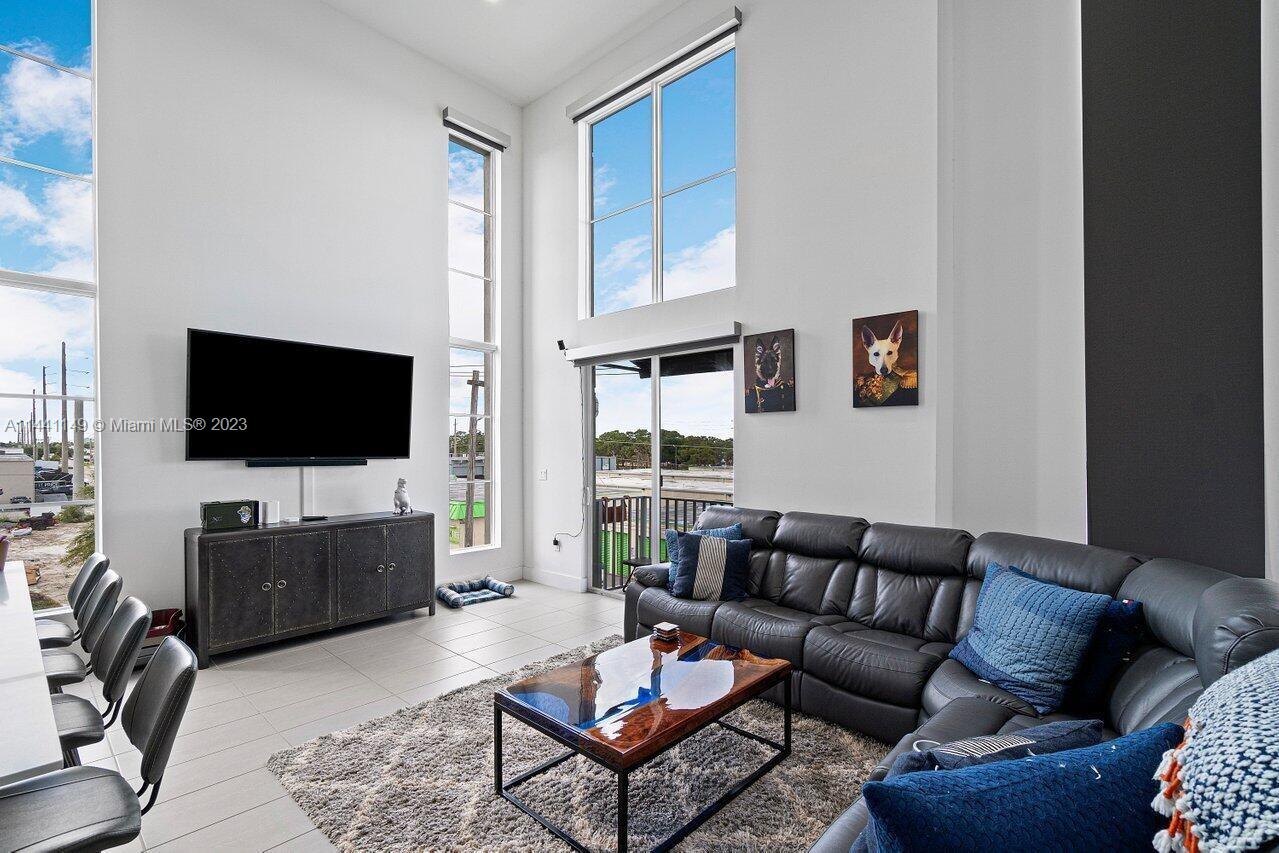 URBAN VILLAGE AT 5TH AVE - Residential Lease