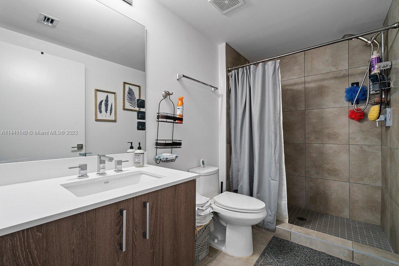 URBAN VILLAGE AT 5TH AVE - Residential Lease