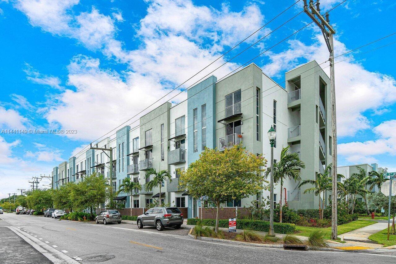 URBAN VILLAGE AT 5TH AVE - Residential Lease