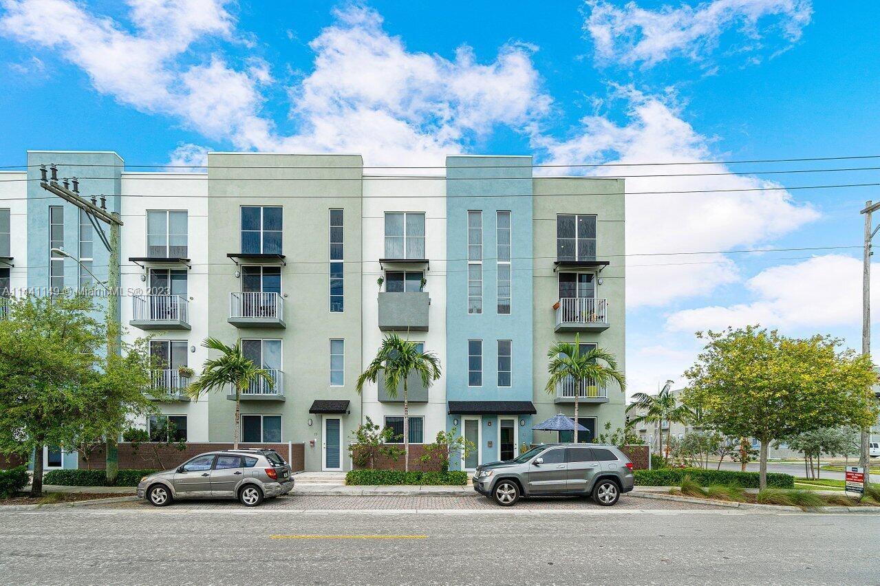 URBAN VILLAGE AT 5TH AVE - Residential Lease