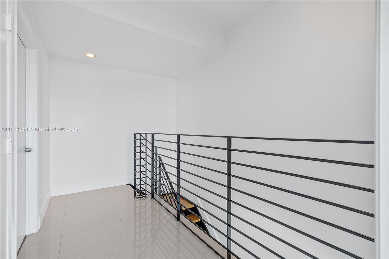 INFINITY AT BRICKELL COND - Residential