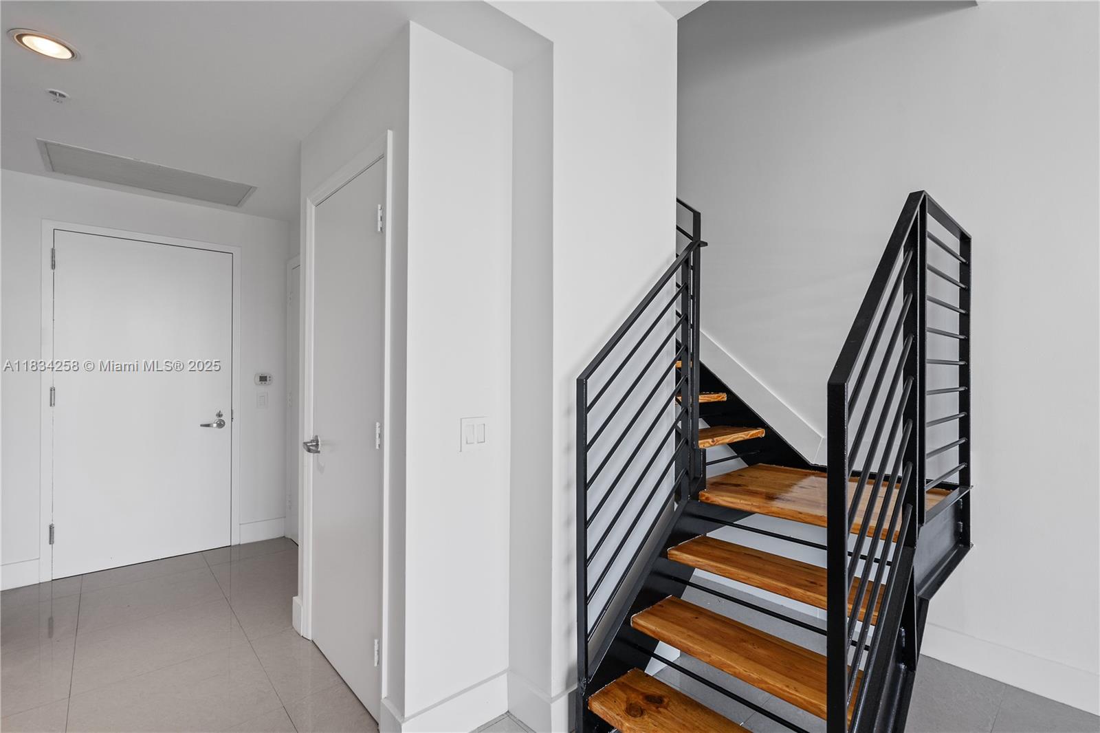 INFINITY AT BRICKELL COND - Residential