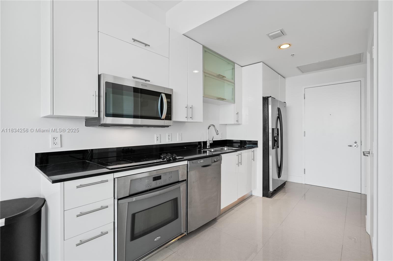 60 SW 13th St 1805