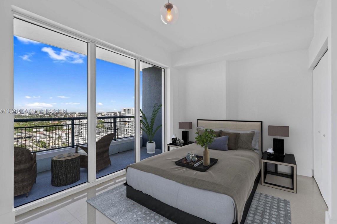 INFINITY AT BRICKELL COND - Residential