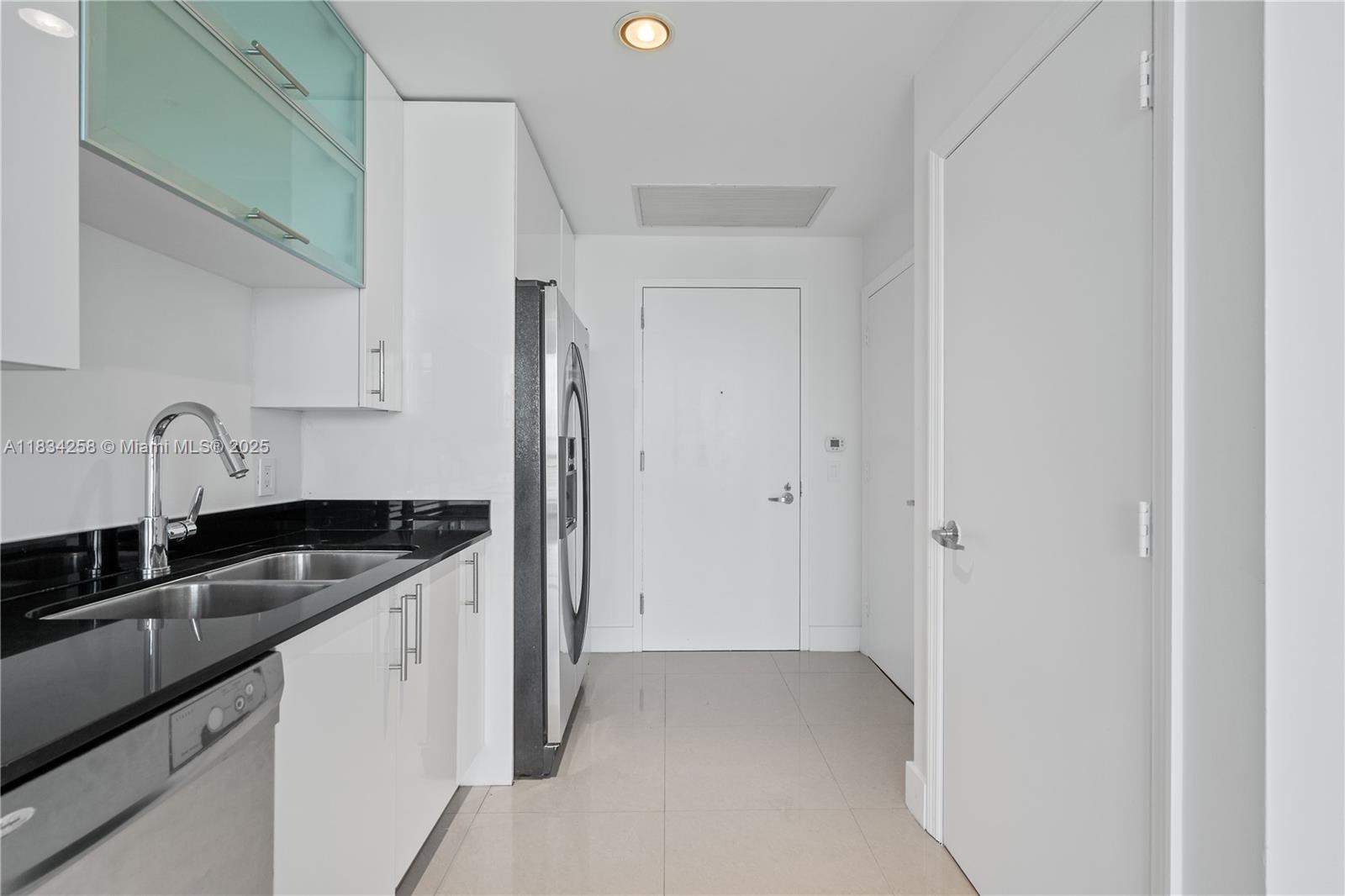 60 SW 13th St 1805