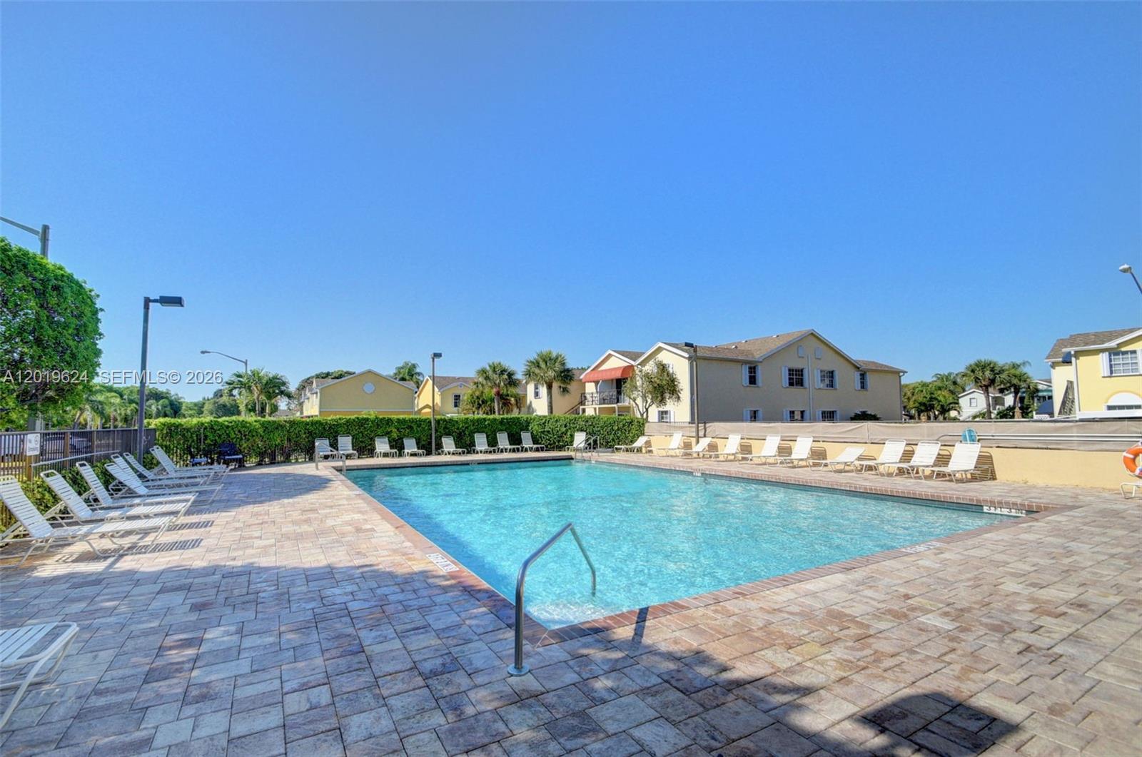 WATERSIDE VILLAGE OF PALM - Residential