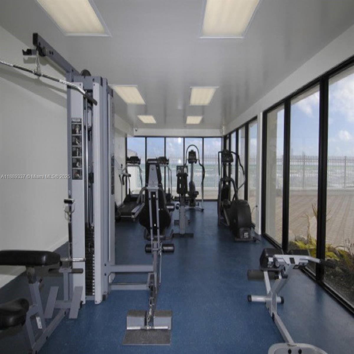 ALEXANDER TOWERS CONDO - Residential