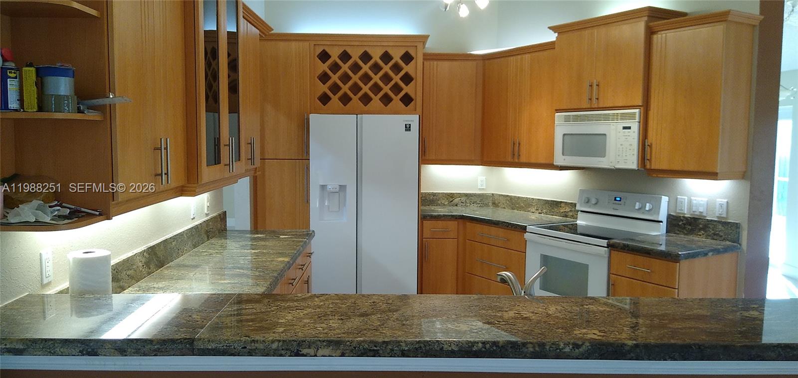 NEW RIVER ESTATES - Residential Lease