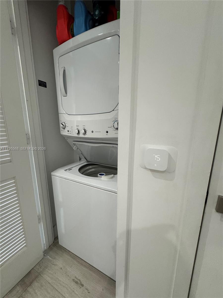 3401 MIDTOWN CONDO - Residential