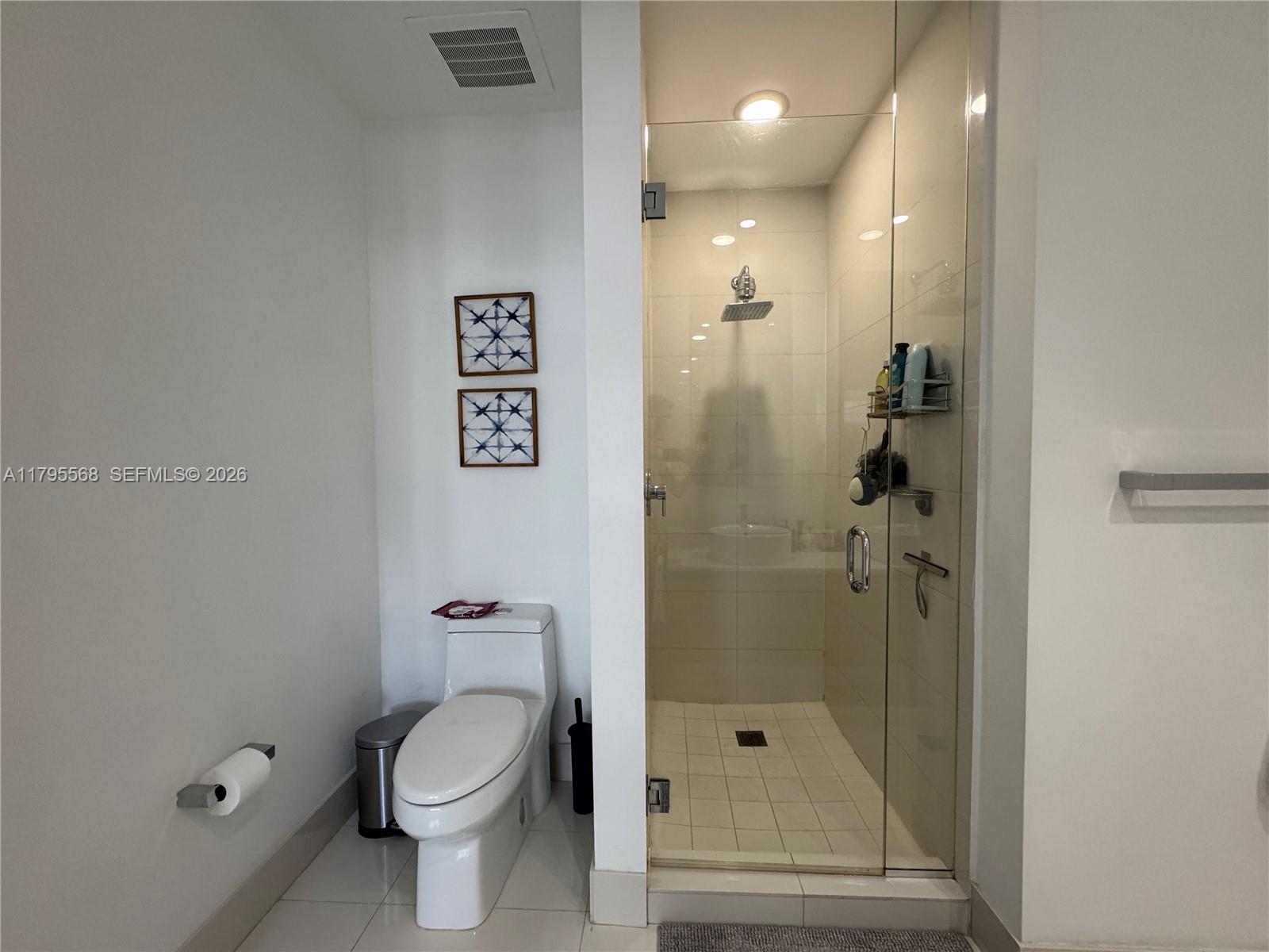 3401 MIDTOWN CONDO - Residential