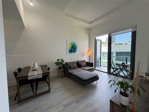 121 NE 34th St L601 Miami FL 33137