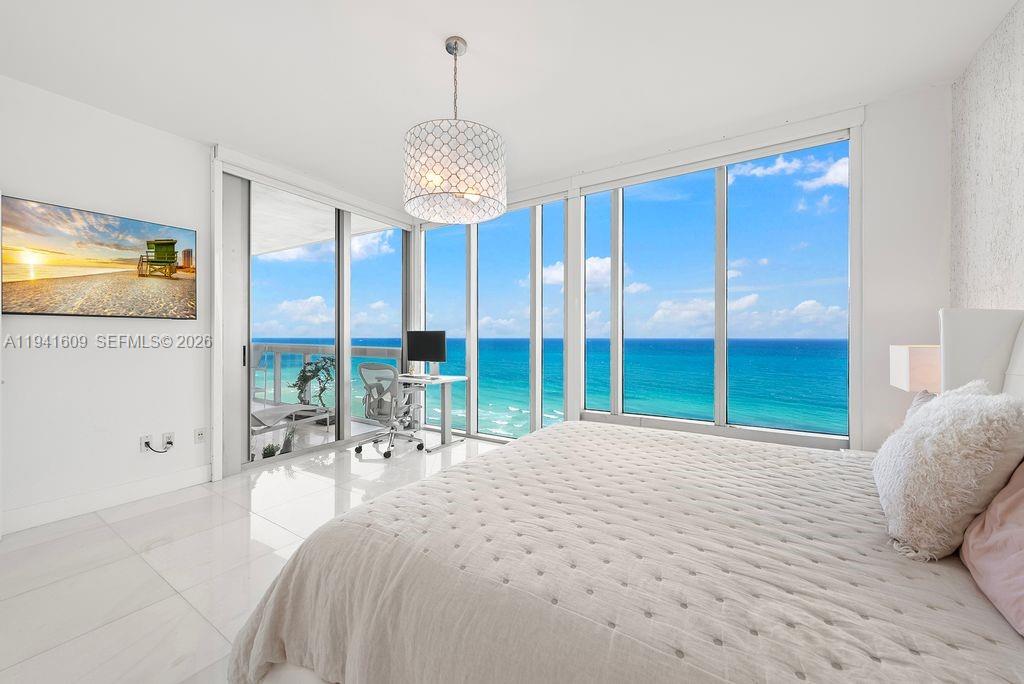 NORTH CARILLON BEACH COND - Residential
