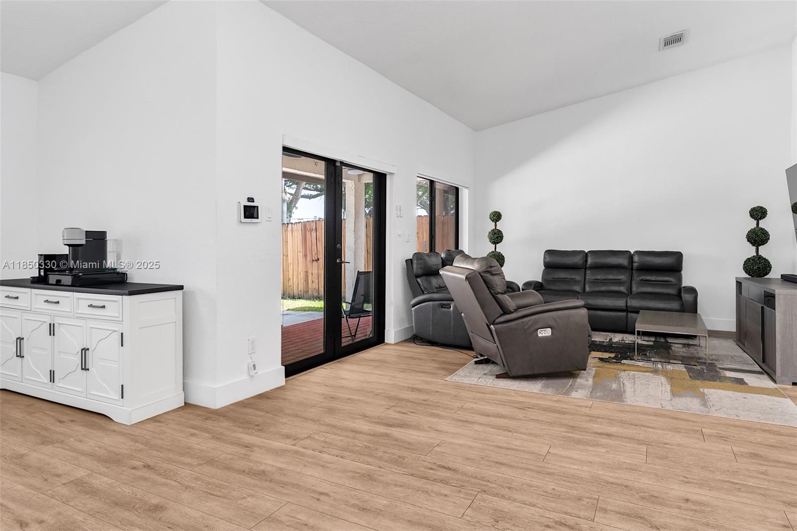 HAMMOCKS SEC 2 - Residential