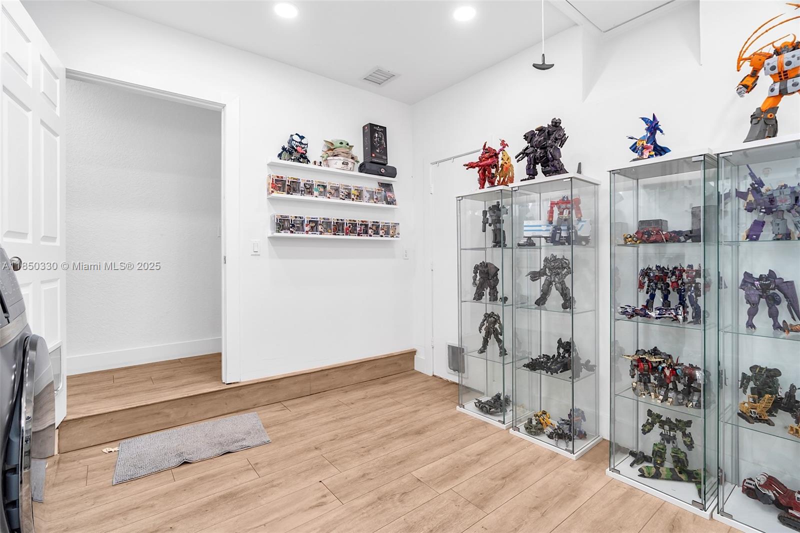 HAMMOCKS SEC 2 - Residential