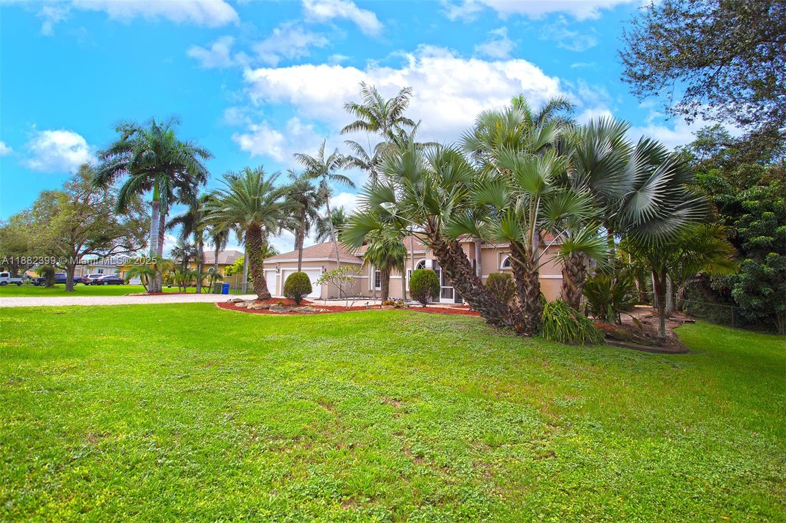 SELIGMAN-KIA ACRES - Residential